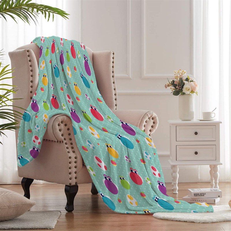 Yoshis Everywhere Throw Blankets